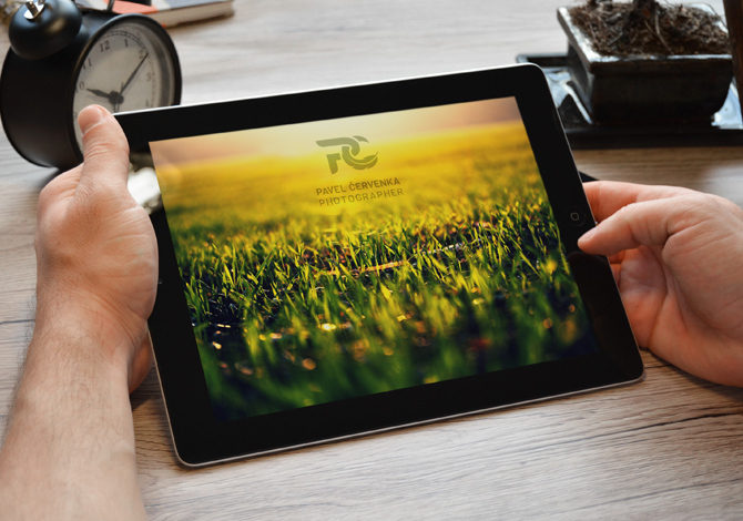 logo_mockup_ipad_web.jpg